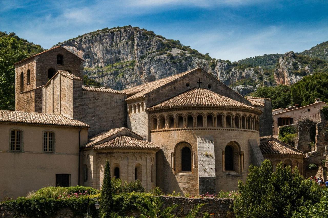 Hotel Domaine Maxxim Clermont-lʼHérault Zewnętrze zdjęcie